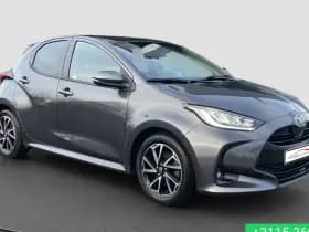 Toyota Yaris 1.5 Hybrid Dynamic | Stoelverw | Camera | Adaptive | Virtual |