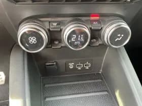 Renault Captur 1.6 E-Tech Hybrid 145 R.S. Line Halfleder | Camera | Cruise | Climate thumbnail 19