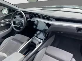 Audi E-tron 50 quattro S edition 71 kWh Pano/Schuifdak | Trekhaak | Carplay | Adap.cruise | Stoelmemory thumbnail 2