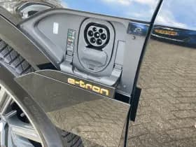 Audi E-tron 50 quattro S edition 71 kWh Pano/Schuifdak | Trekhaak | Carplay | Adap.cruise | Stoelmemory thumbnail 29