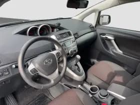 Toyota Verso thumbnail 12