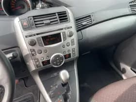 Toyota Verso thumbnail 17