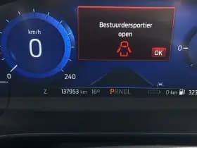 Ford Kuga thumbnail 12