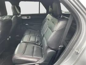 Ford Explorer thumbnail 23