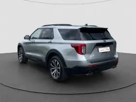 Ford Explorer thumbnail 9