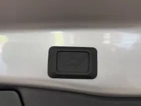 Toyota RAV4 2.5 Hybrid Bi-Tone | Pano | RCTA | H. Leder | CarPlay! thumbnail 26