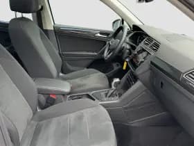 Volkswagen Tiguan 1.4 TSI PHEV Business+ | Panodak | navi | virtual | camera! thumbnail 16