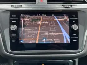 Volkswagen Tiguan 1.4 TSI PHEV Business+ | Panodak | navi | virtual | camera! thumbnail 8