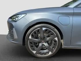 CUPRA Leon 1.4 VZ Performance | Matte | Pano | Navi | PDC thumbnail 23