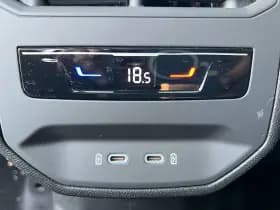 CUPRA Leon 1.4 VZ Performance | Matte | Pano | Navi | PDC thumbnail 26