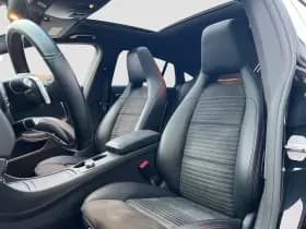 Mercedes-Benz CLA-Klasse Shooting Brake 180 AMG Night Pack | NL AUTO | Pano | Stoelverw. | Half Leder thumbnail 2