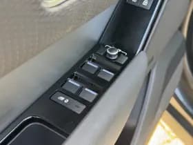 Land Rover Range Rover Velar 2.0 P400e R-Dynamic | Pano | Two-Tone | 360 | Virtual | HUD | 21'' thumbnail 16