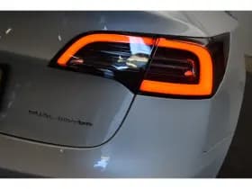 Tesla Model 3 Long Range AWD 75 kWh | Trekhaak | 19" | Autopilot | FSD Comp | Leder | Camera | Panodak thumbnail 4