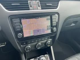 Škoda Octavia Combi 2.0 TSI RS 230 | Memory Stoelen | Stoelverw. | thumbnail 17