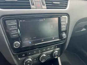 Škoda Octavia Combi 2.0 TSI RS 230 | Memory Stoelen | Stoelverw. | thumbnail 19