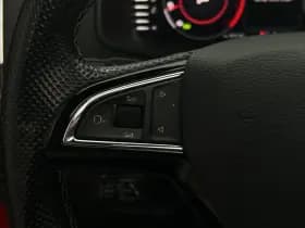 Škoda Karoq 1.5 TSI ACT Sportline Business | Pano | Adaptive | Trekhaak | Canton | Dodehoek det. | thumbnail 12