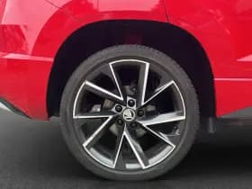 Škoda Karoq 1.5 TSI ACT Sportline Business | Pano | Adaptive | Trekhaak | Canton | Dodehoek det. | thumbnail 25