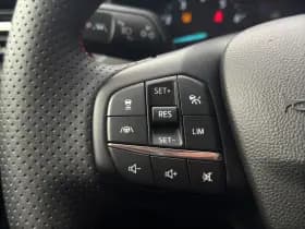 Ford FOCUS Wagon 1.0 EcoBoost Hybrid ST Line | Head-Up | Winter Pack | Driver Assist pack thumbnail 4