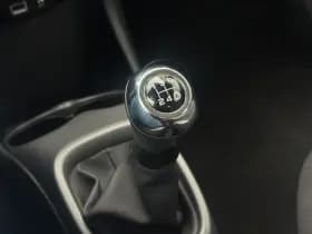 Toyota Aygo 1.0 VVT-i X-Play | Camera | Apple Carplay thumbnail 16