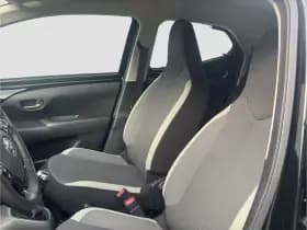 Toyota Aygo 1.0 VVT-i X-Play | Camera | Apple Carplay thumbnail 10