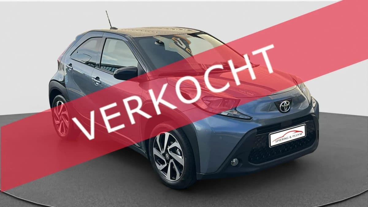 Toyota Aygo X 1.0 VVT-i MT Envy | Adaptive | Lane assist | Carplay | Keyless — foto 1