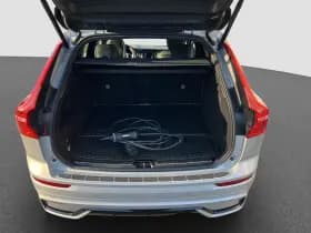 Volvo XC60 2.0 Recharge T8 AWD R-Design | Pano | Trekhaak | H&K | Adaptive | thumbnail 19