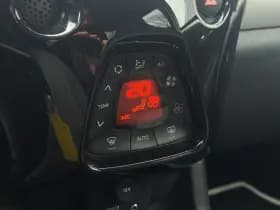 Toyota Aygo 1.0 VVT-i X-Joy | LMV | Climate | NL auto thumbnail 5