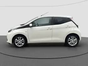 Toyota Aygo 1.0 VVT-i X-Joy | LMV | Climate | NL auto thumbnail 7