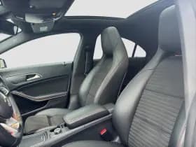 Mercedes-Benz CLA-Klasse 180 AMG | Pano | Carplay | Camera | Stoelverw thumbnail 6