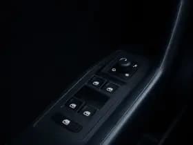 Volkswagen T-Roc 1.5 TSI Style | Adaptive | Apple Carplay | PDC | NL Auto thumbnail 11