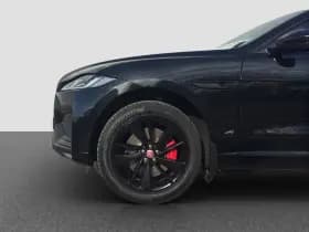Jaguar F-Pace P400e R-Dynamic SE | Pano | Memory | Meridian | Camera | Adaptive thumbnail 16