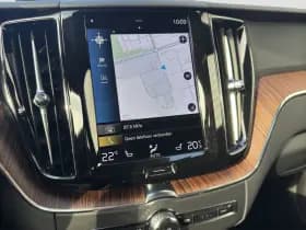 Volvo XC60 2.0 B5 Momentum Exclusive | Pano | Leder | 360* | H&K | thumbnail 16