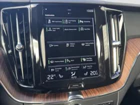 Volvo XC60 2.0 B5 Momentum Exclusive | Pano | Leder | 360* | H&K | thumbnail 17