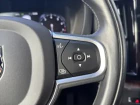 Volvo XC60 2.0 B5 Momentum Exclusive | Pano | Leder | 360* | H&K | thumbnail 20