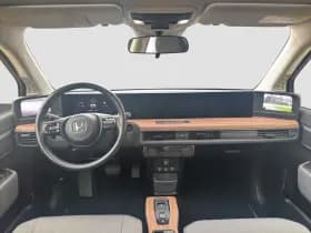 Honda E Base | Pano | Stoelverwarming | Carplay | Dealer onderh thumbnail 3