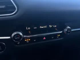 Mazda CX-30 thumbnail 11