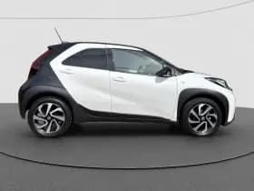Toyota Aygo X thumbnail 2
