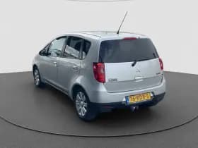 Mitsubishi Colt thumbnail 4