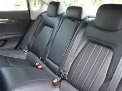 Maserati Quattroporte thumbnail 13