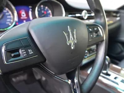 Maserati Quattroporte thumbnail 15