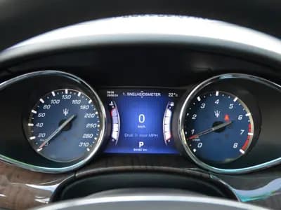 Maserati Quattroporte thumbnail 16