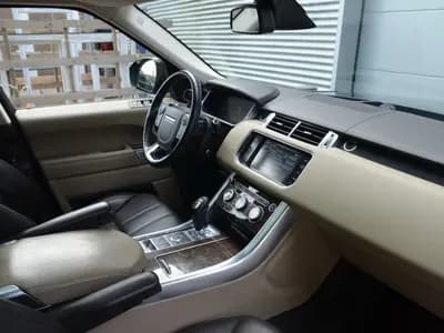 Land Rover Range Rover Sport thumbnail 12