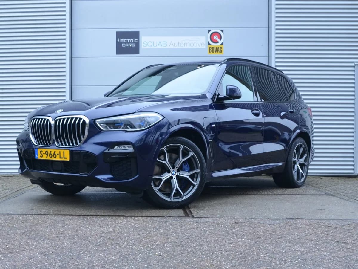 BMW X5 — foto 1