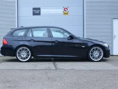 BMW 3-Serie thumbnail 6