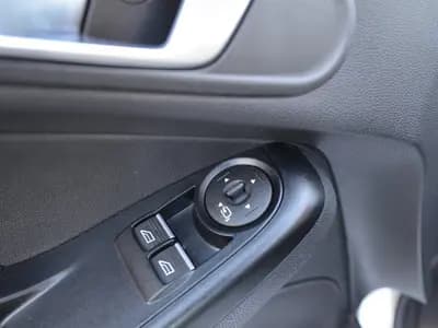 Ford Fiesta thumbnail 25