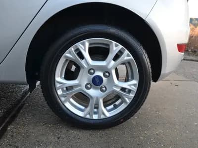 Ford Fiesta thumbnail 29