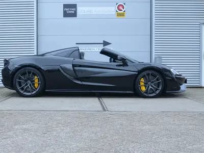McLaren 570S Spider thumbnail 8