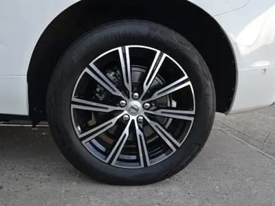 Volvo XC60 thumbnail 35