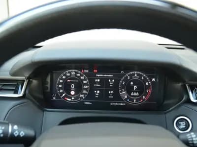 Land Rover Range Rover Velar thumbnail 16