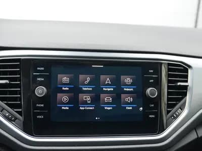 Volkswagen T-Roc thumbnail 19